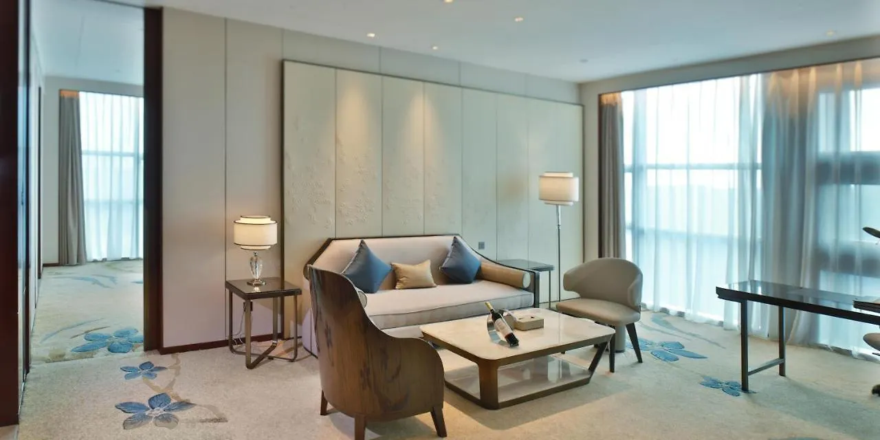 Anthea Hotel Shenzhen 5*,